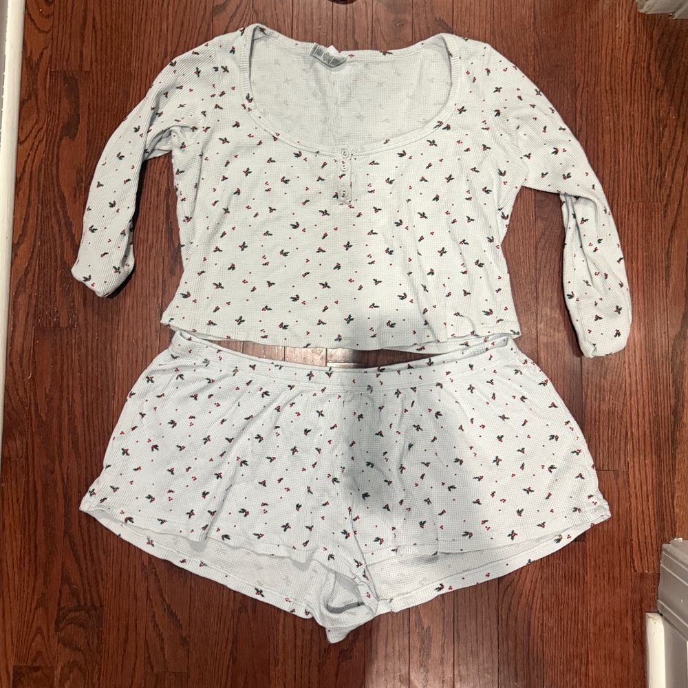 Skims Holiday Pajama Set